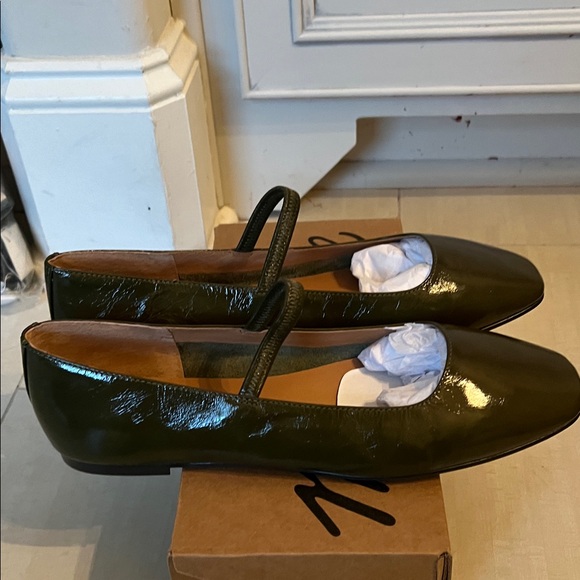 Madewell Greta patent leather flats - Picture 5 of 5